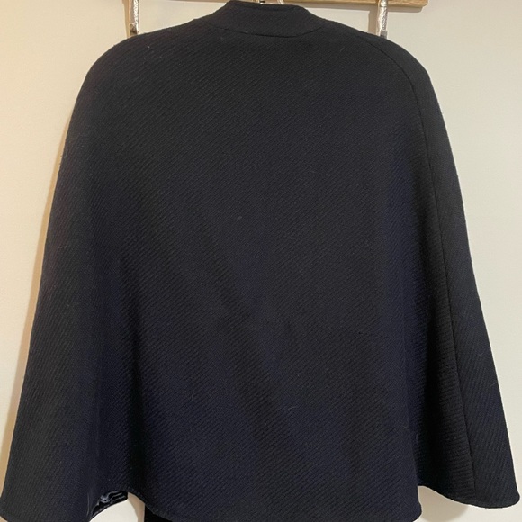 Cape classic - Picture 3 of 4